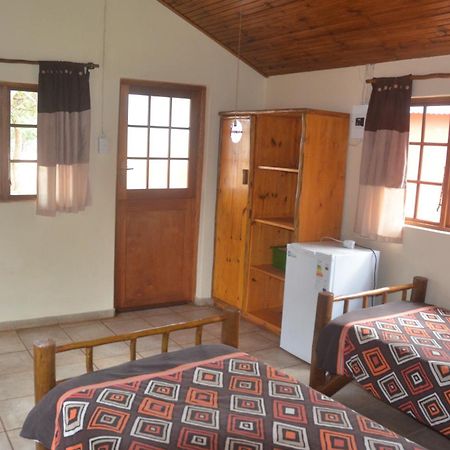Bushbaby Lodge & Camping هلوهلوي الغرفة الصورة