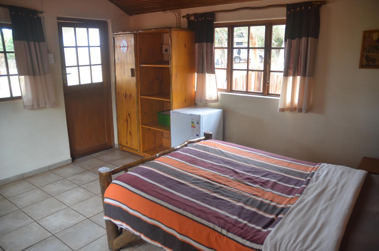 Bushbaby Lodge & Camping هلوهلوي الغرفة الصورة